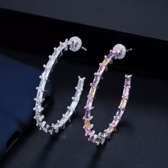 Anthropologie - Emerald Cut Hoops Double Inlay Eternity Earrings - Picture 5 of 16